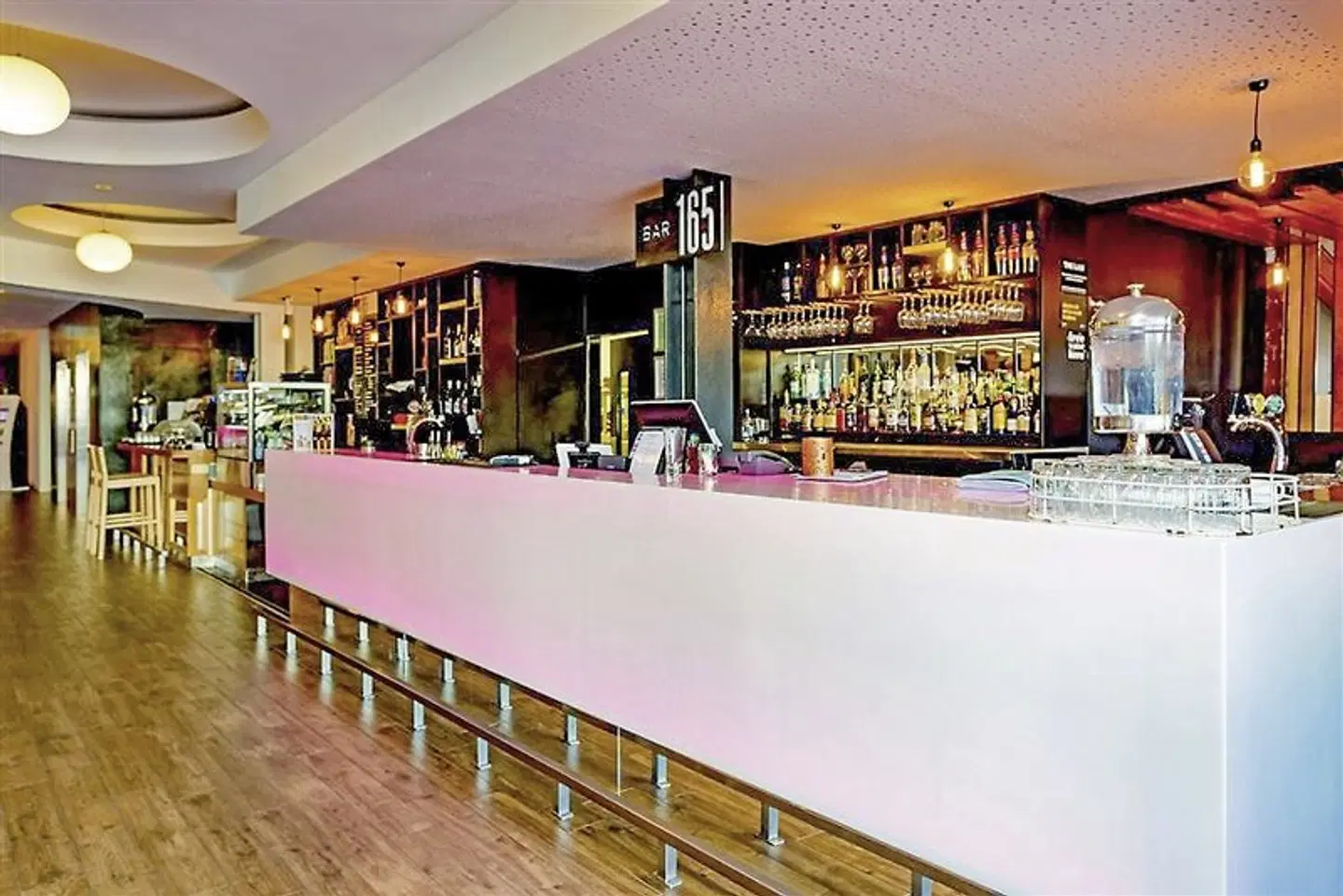 BreakFree on Cashel Bar