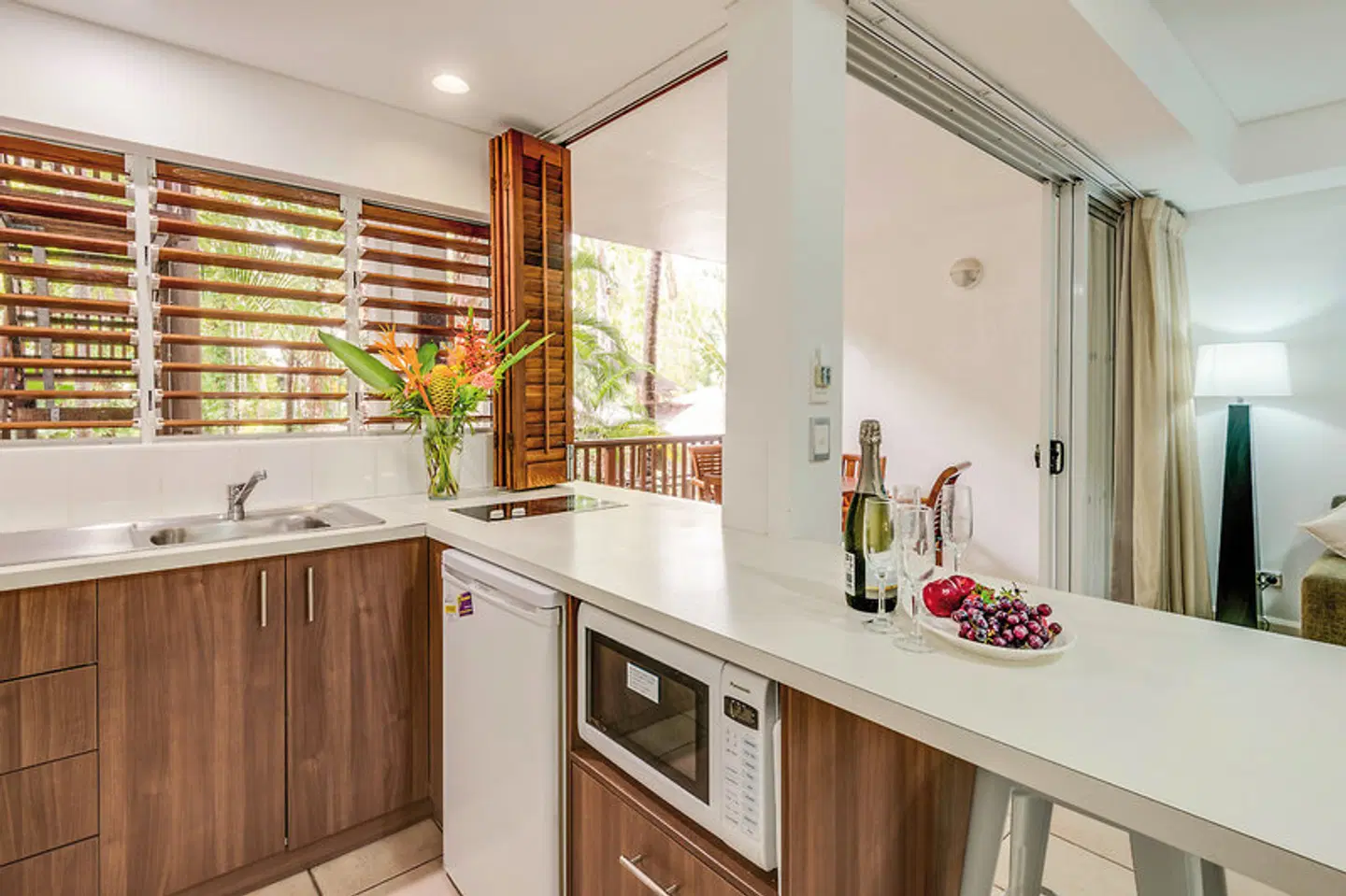 The Reef Retreat ROOM_EXAMPLE
