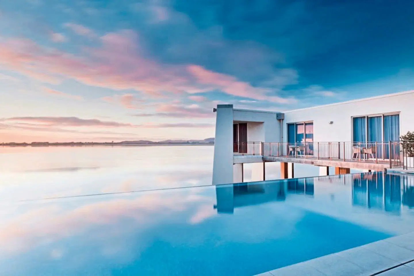 Trinity Wharf Tauranga OUTDOOR_POOL