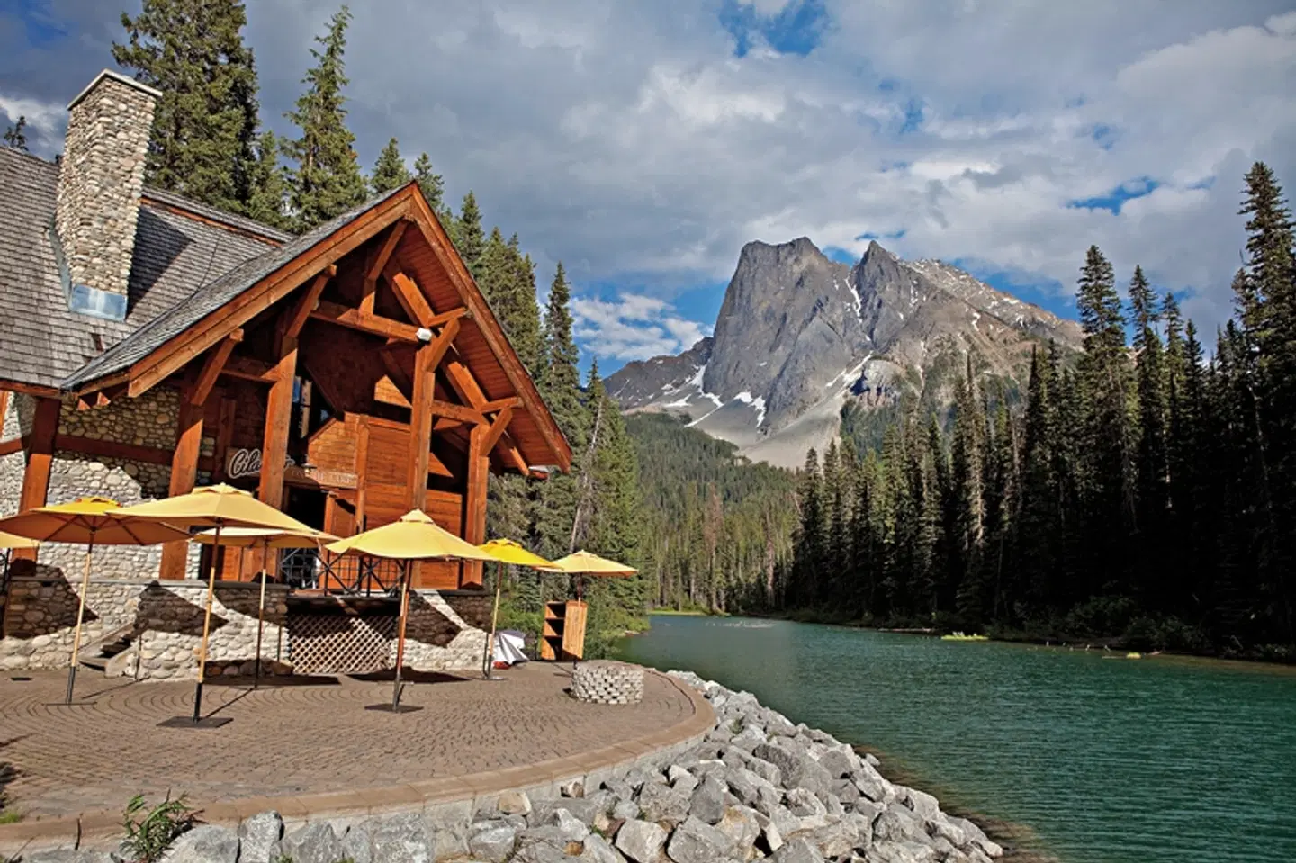 Emerald Lake Lodge Terrasse
