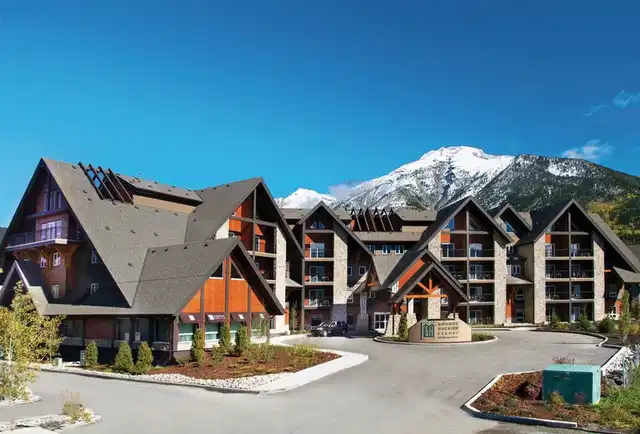 Grande Rockies Resort Aussenansicht