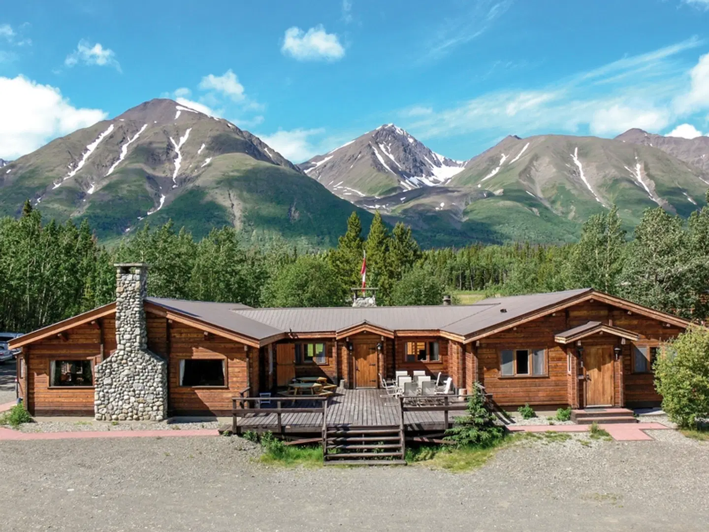 Dalton Trail Lodge EXTERIOR