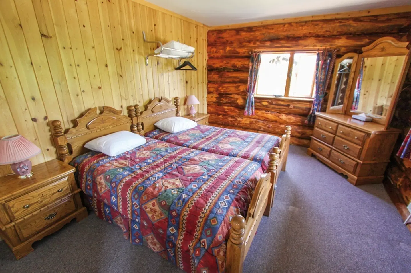 Dalton Trail Lodge ROOM_EXAMPLE