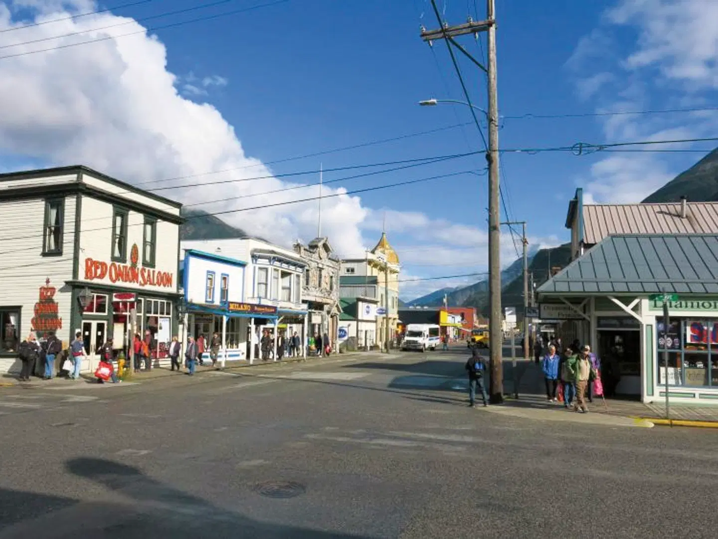 Lockruf des Goldes EXTERIOR