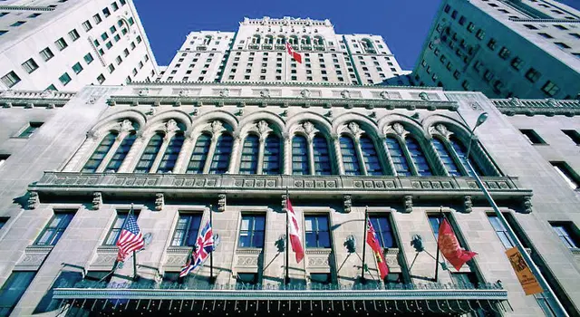 Fairmont Royal York Hotel EXTERIOR