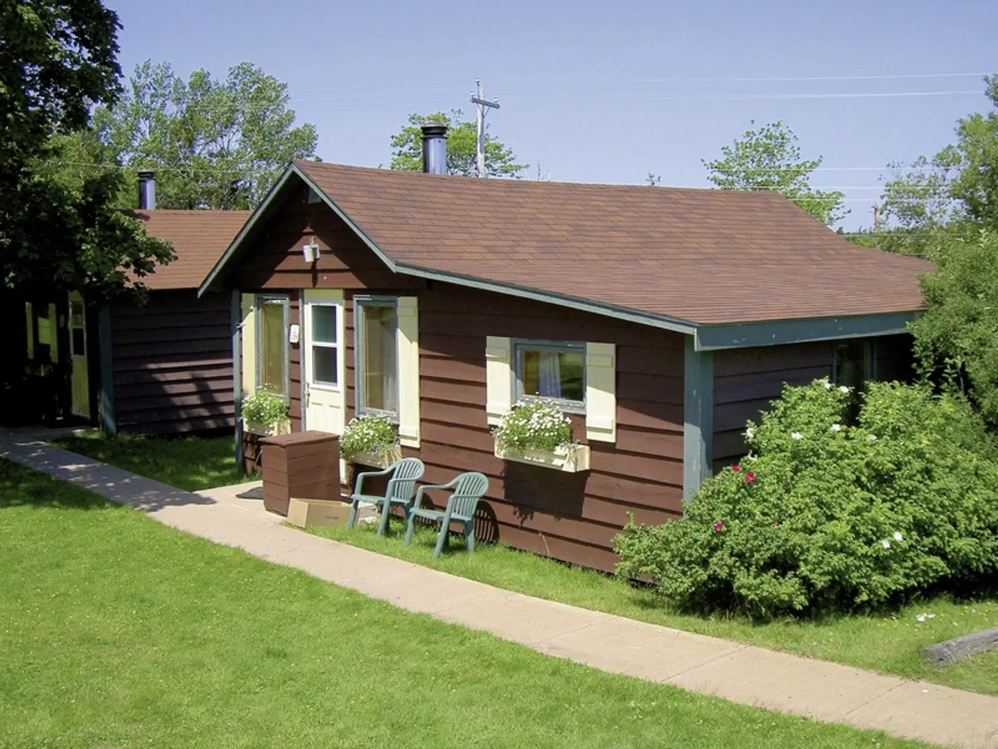 White Point Beach Resort EXTERIOR