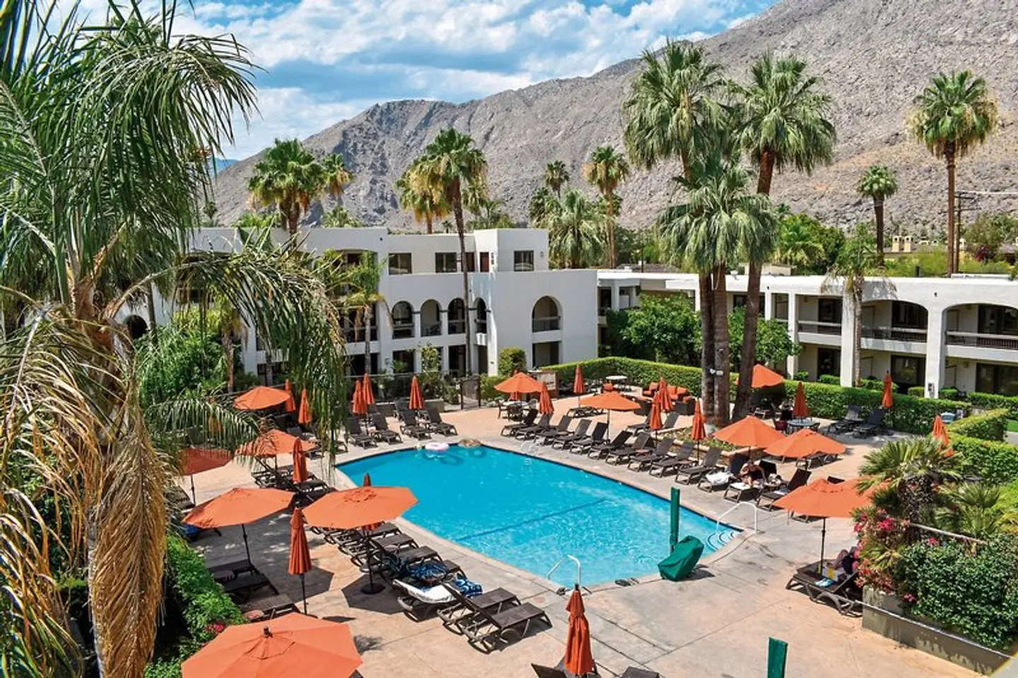 Palm Mountain Resort & Spa OUTDOOR_POOL