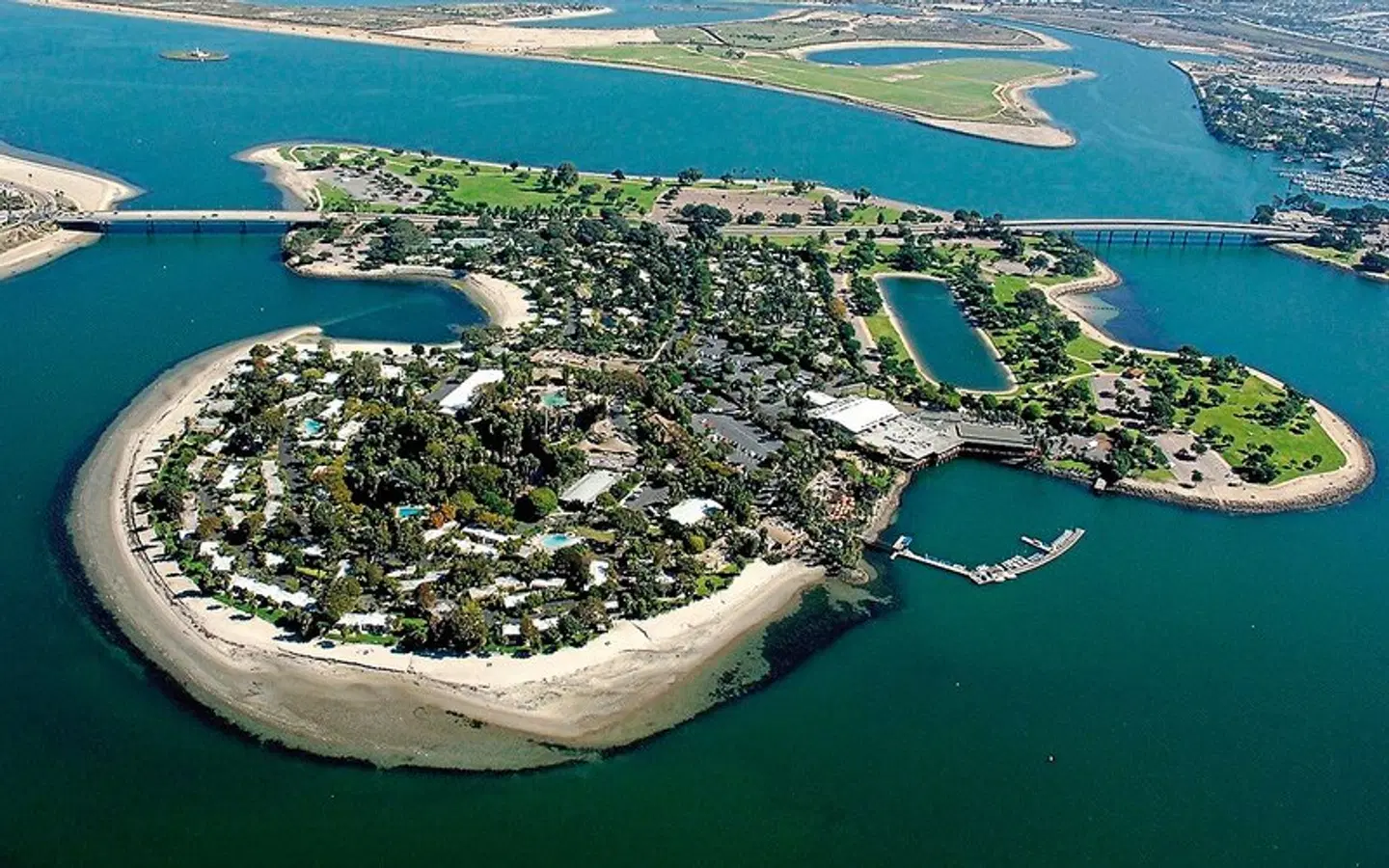 Paradise Point Resort & Spa LANDSCAPE