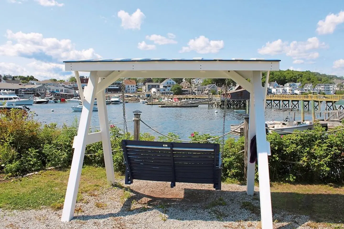 Boothbay Harbor Inn EXTERIOR