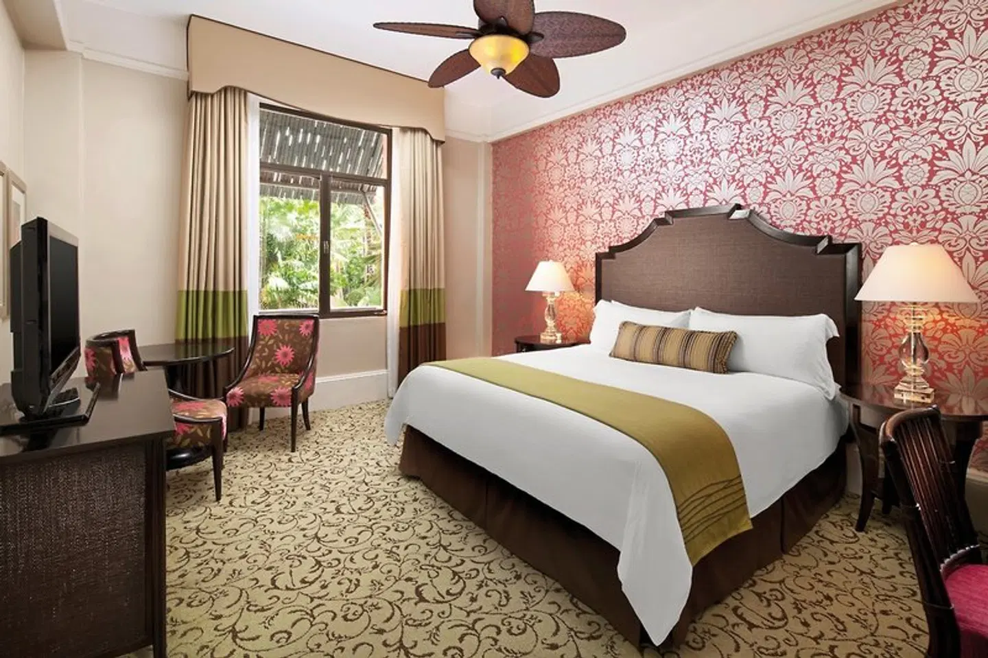 The Royal Hawaiian, a Luxury Collection Resort ROOM_EXAMPLE