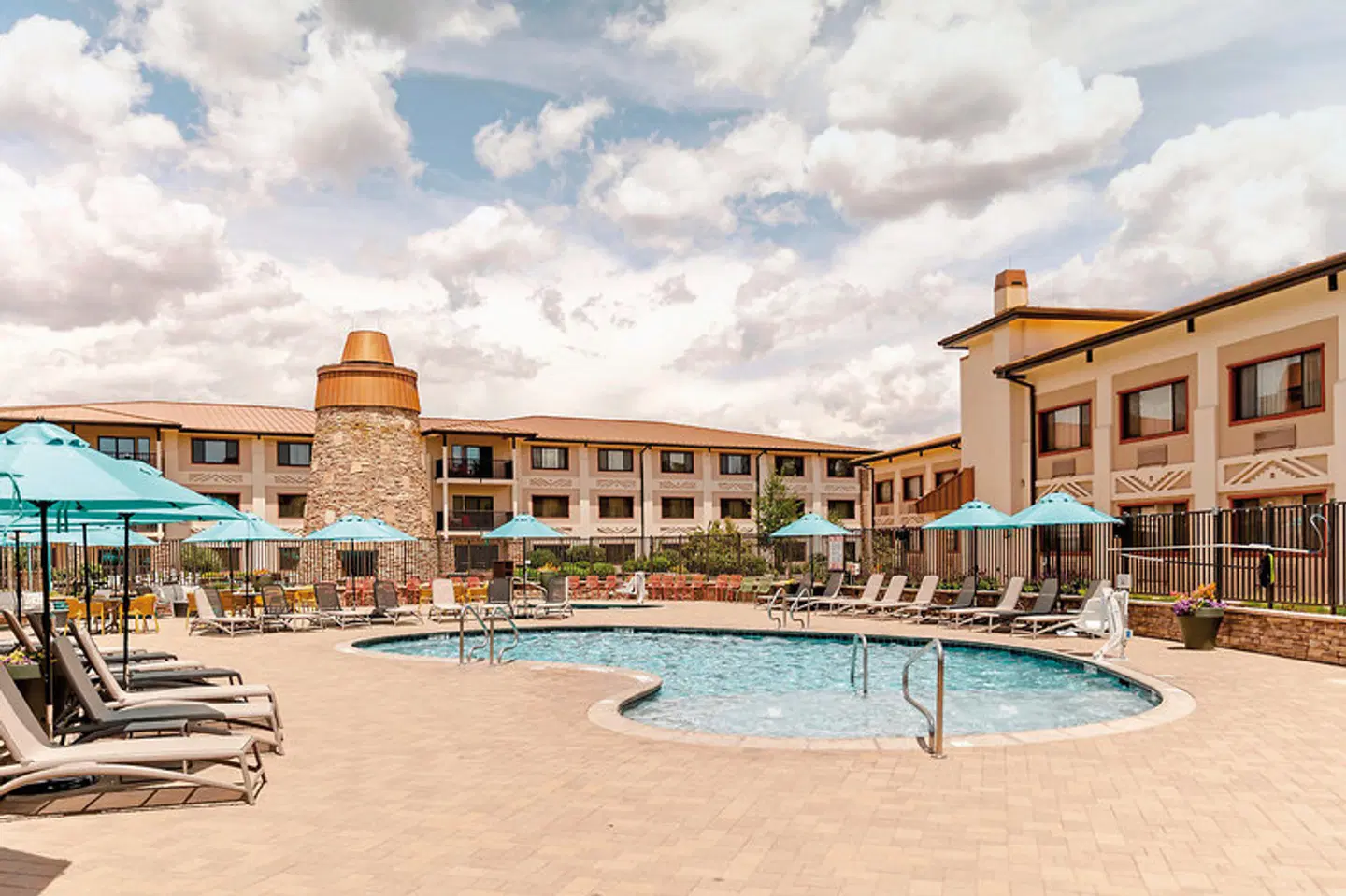Holiday Inn Squire Resort at the Grand Canyon EXTERIOR