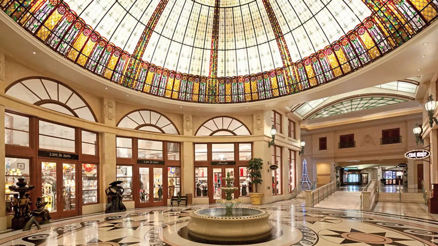 Paris Las Vegas LOUNGE_LOBBY