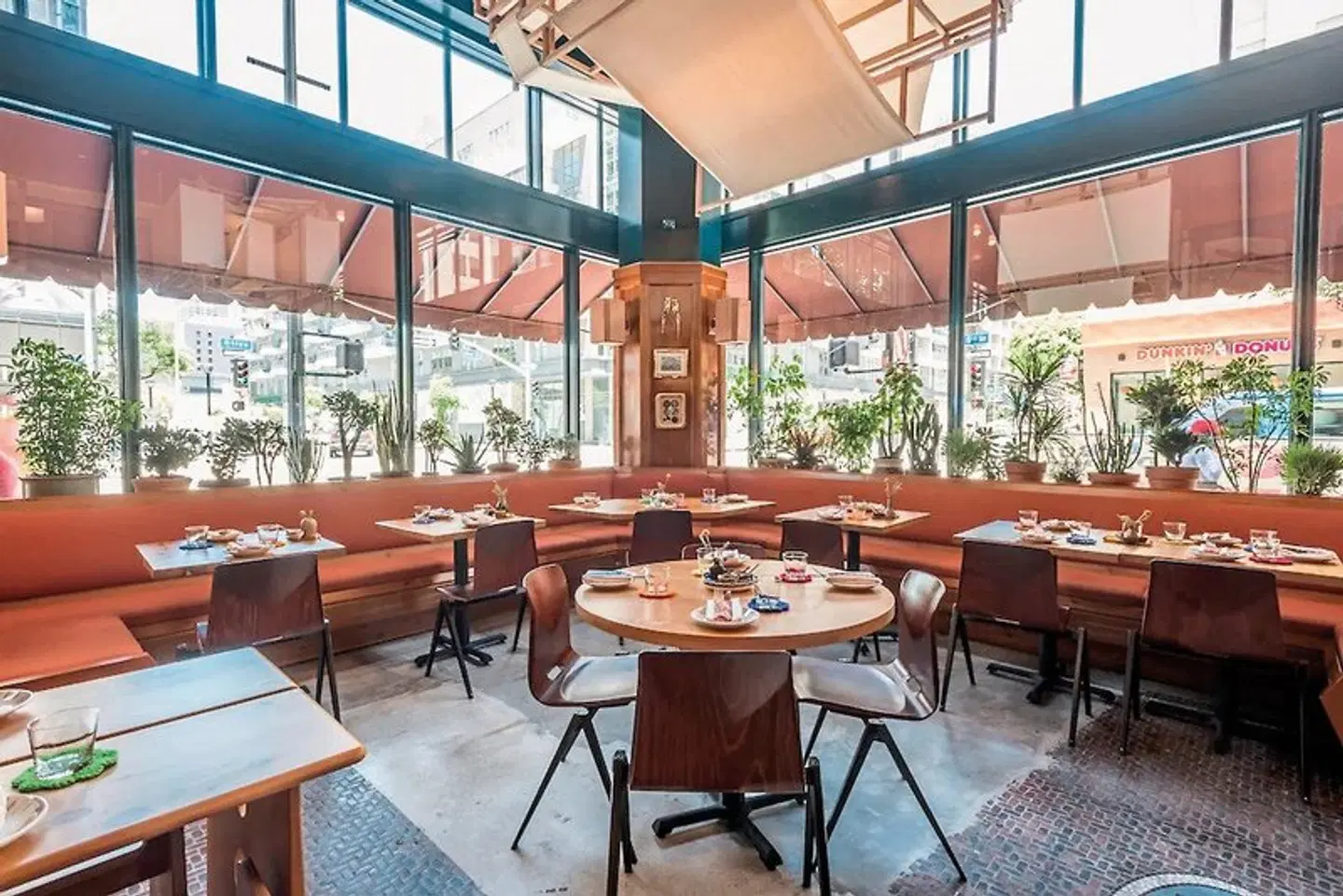 Freehand Los Angeles Restaurant