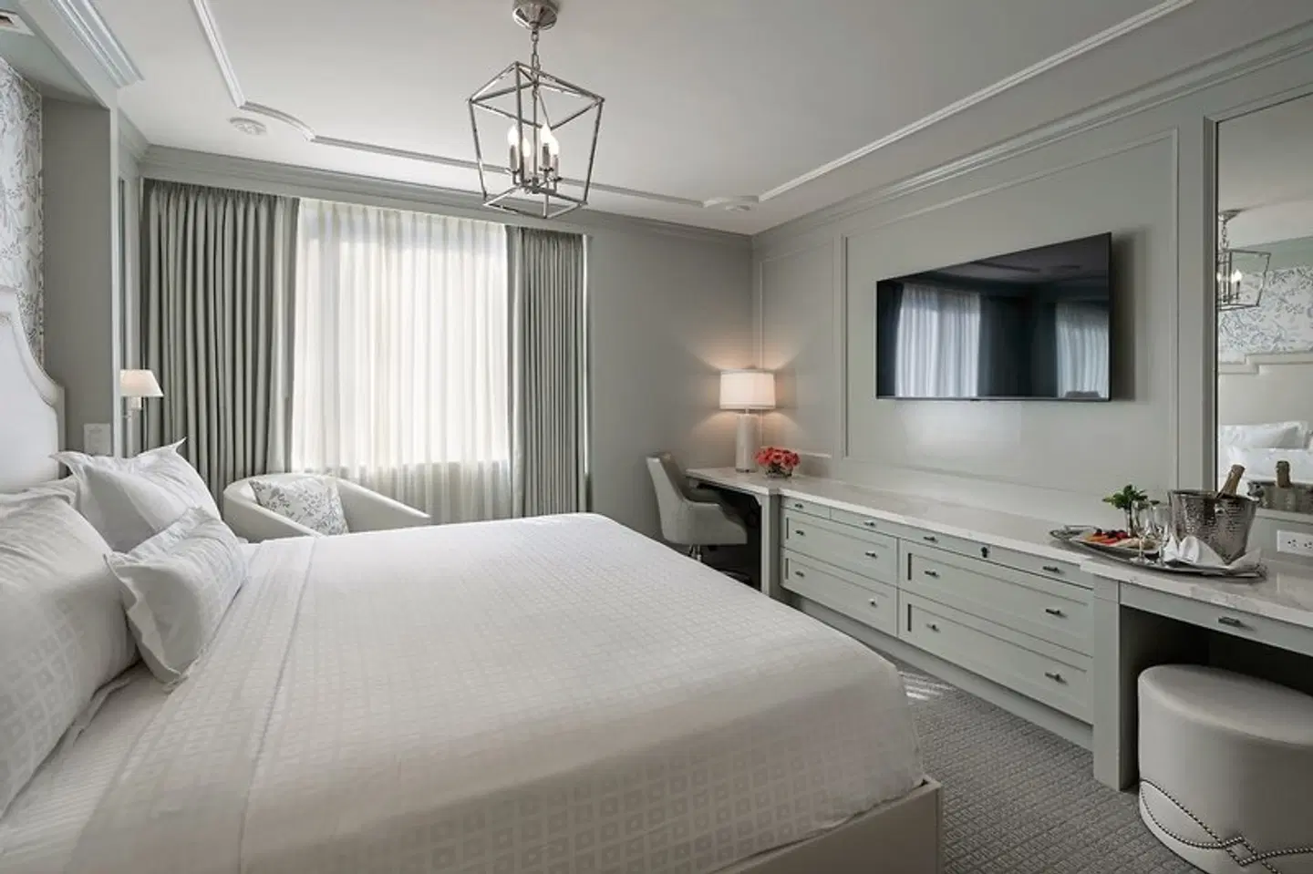 Hotel Monteleone ROOM_EXAMPLE