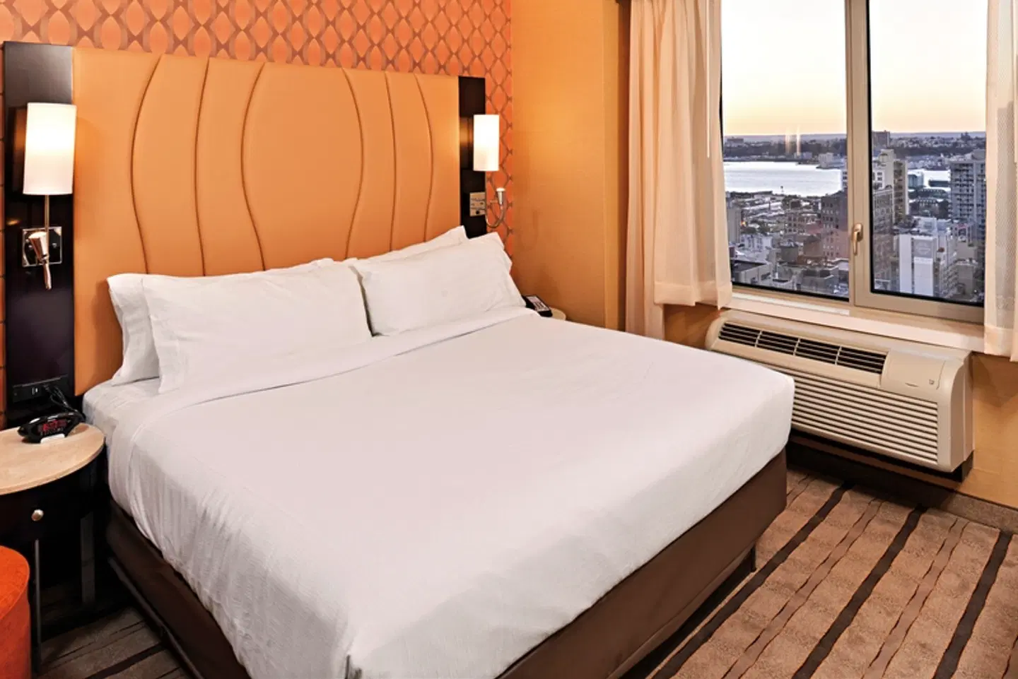 Holiday Inn New York City Times Square ROOM_EXAMPLE