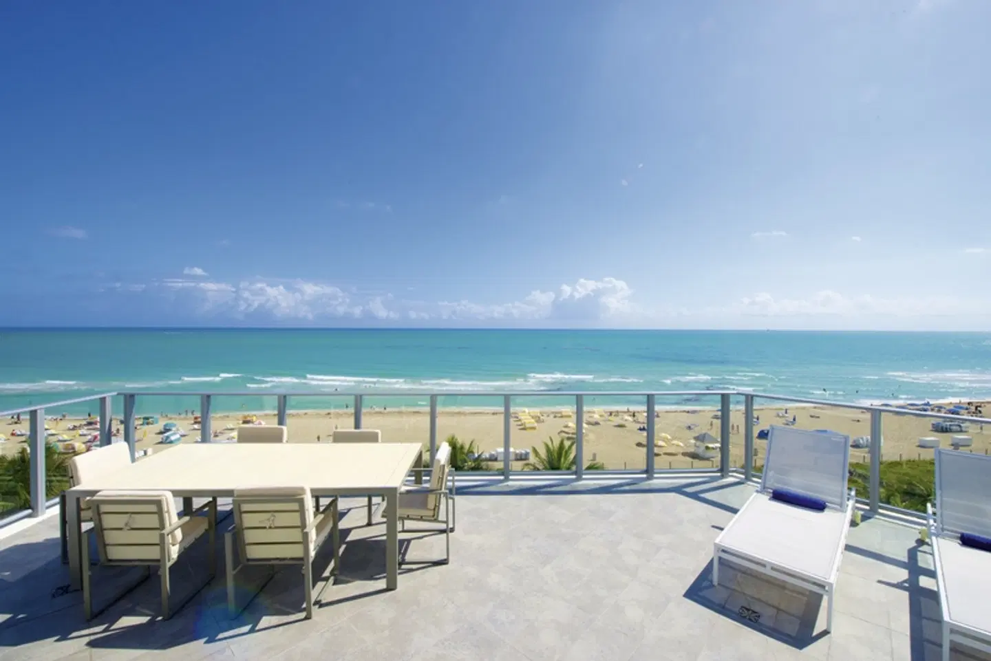 Cadillac Hotel & Beach Club, Autograph Collection Terrasse