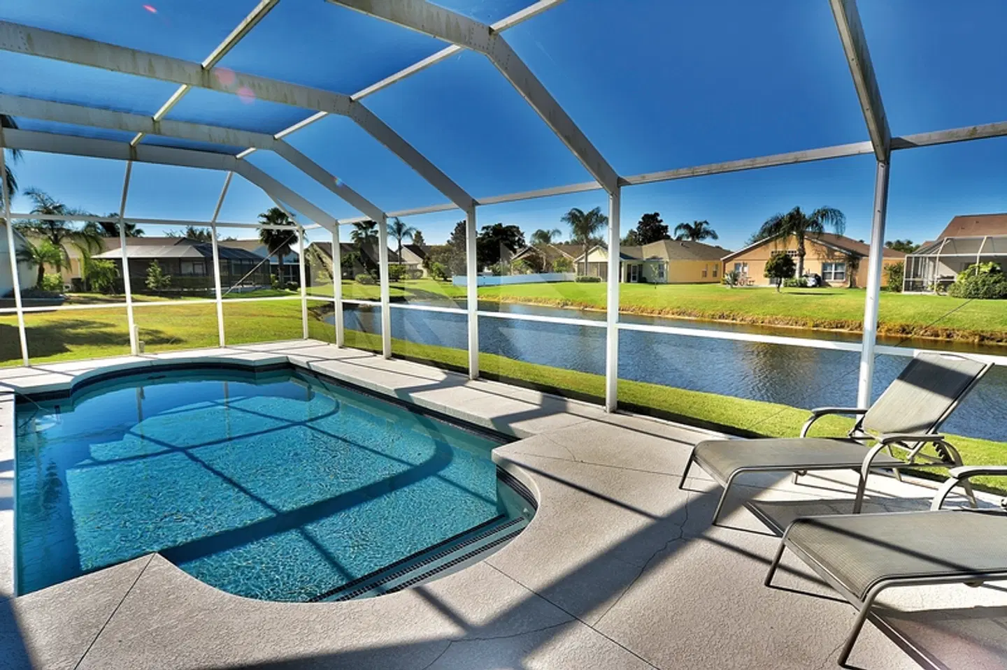 Gulfcoast Holiday Homes Sarasota Bradenton OUTDOOR_POOL