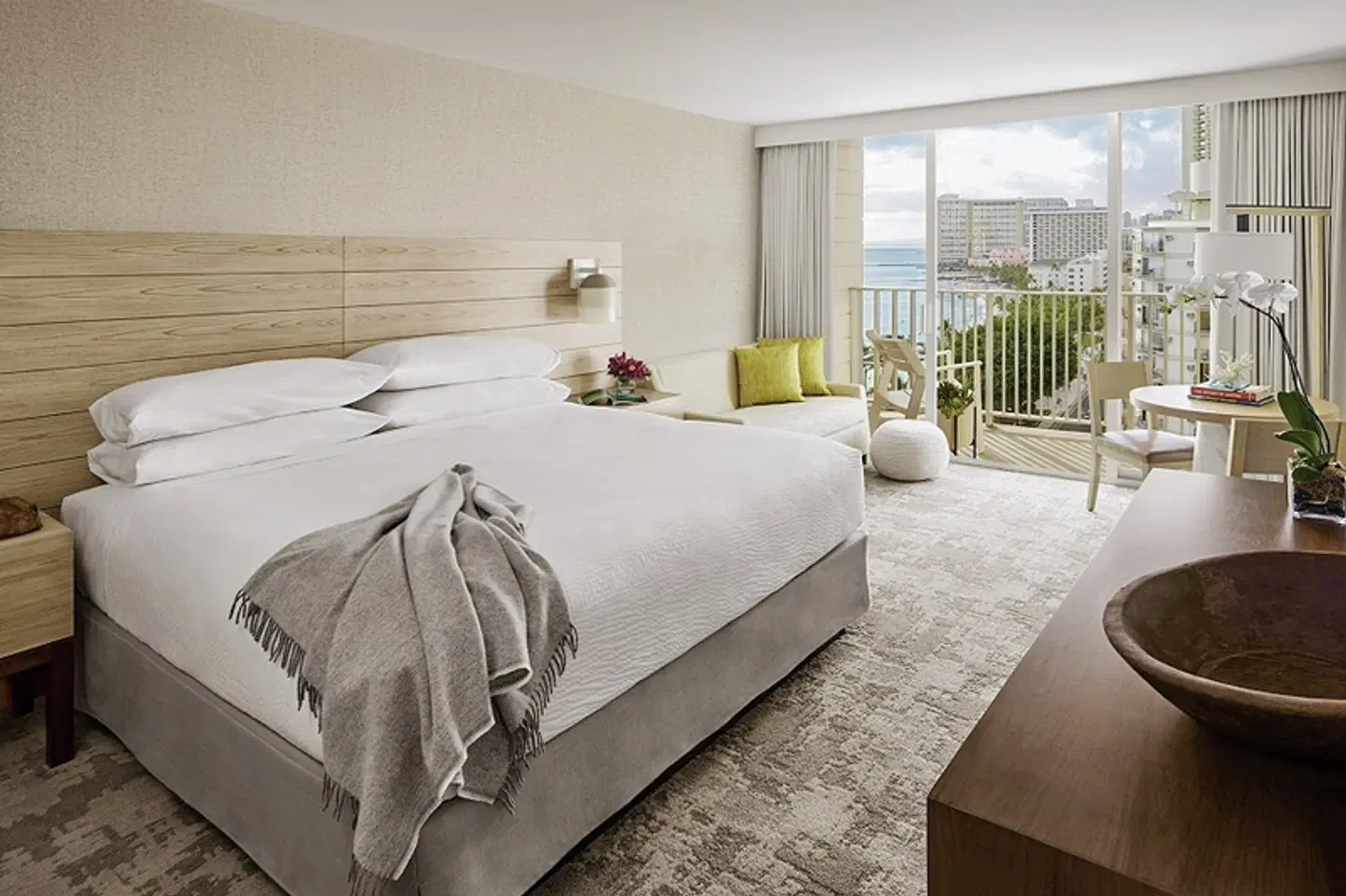Alohilani Resort Waikiki Beach ROOM_EXAMPLE