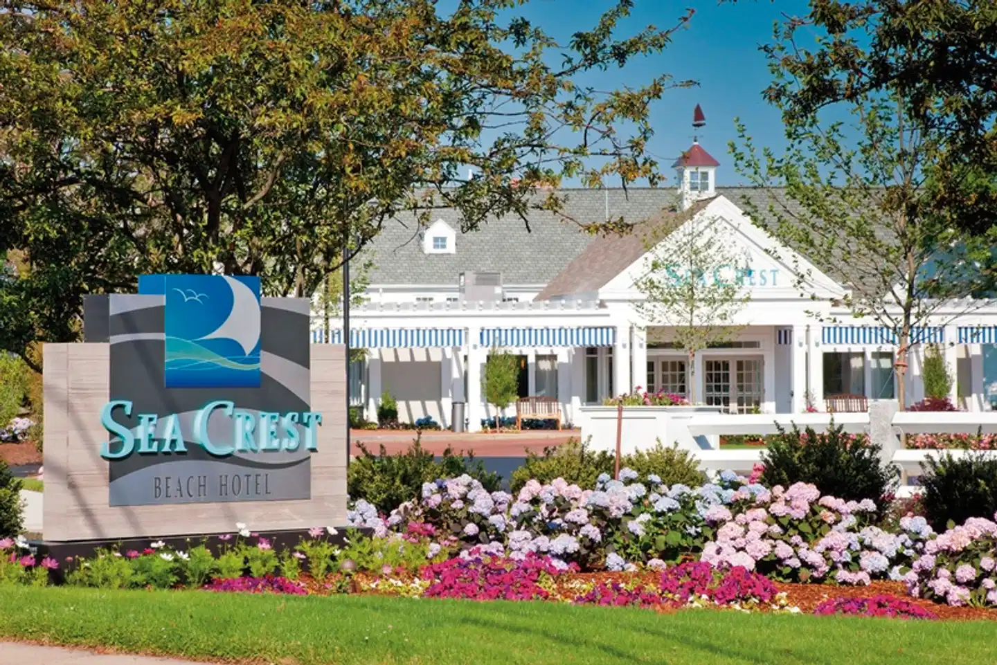 Sea Crest Beach Resort Garten