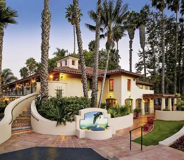 Inn by the Harbor Aussenansicht