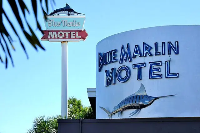 Blue Marlin Motel EXTERIOR