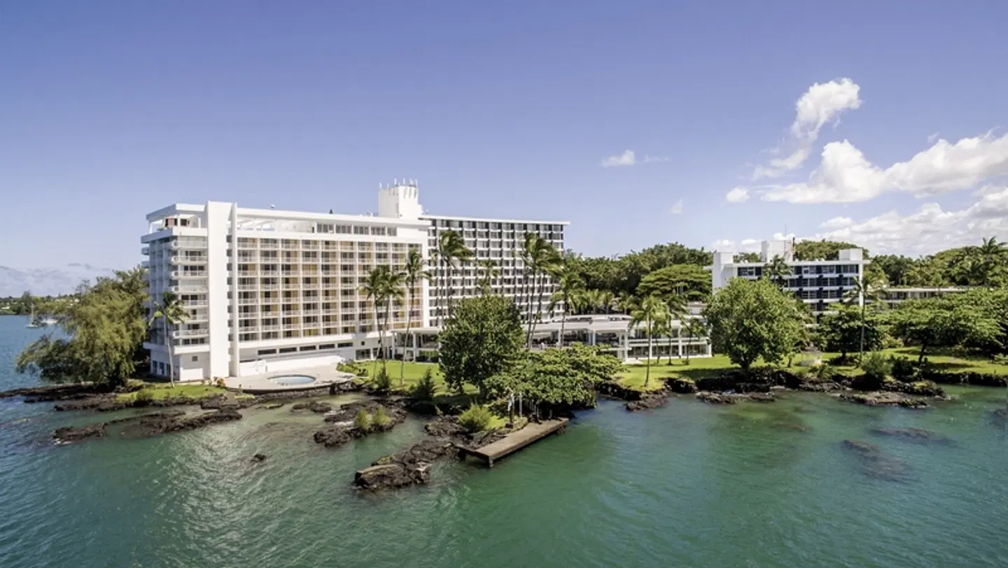 Grand Naniloa Hotel Hilo - a DoubleTree by Hilton Hotel EXTERIOR