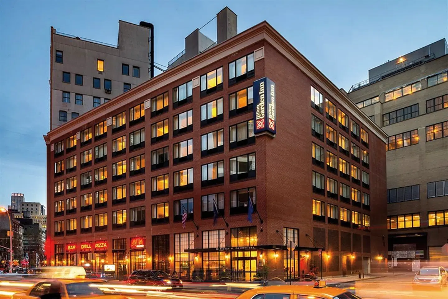 Hilton Garden Inn Tribeca EXTERIOR