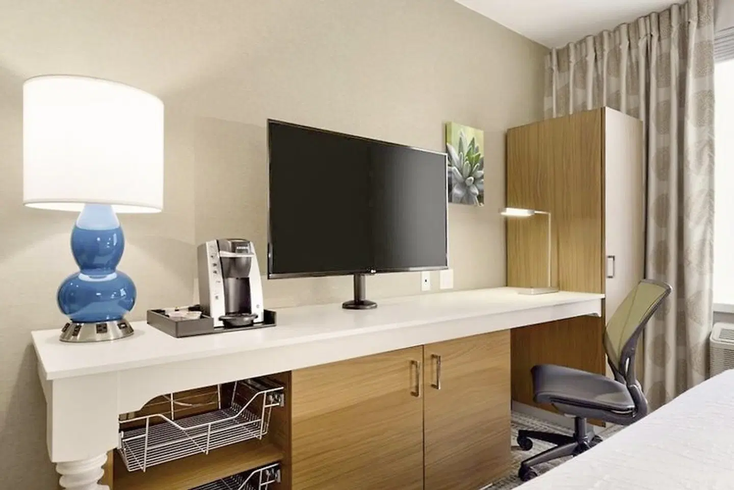 Hilton Garden Inn New York Times Square South ROOM_EXAMPLE