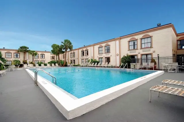 La Quinta Inn International Drive North OUTDOOR_POOL