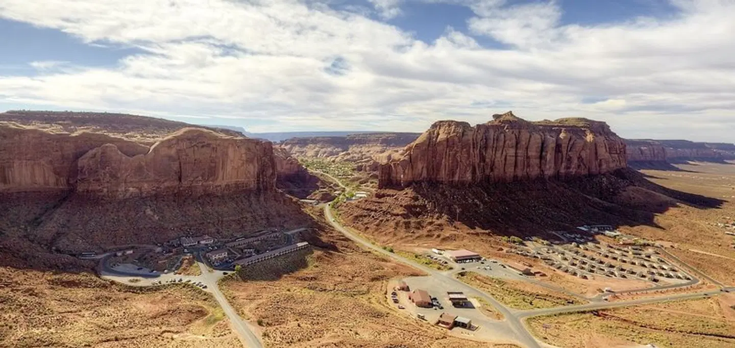 Goulding's Lodge LANDSCAPE