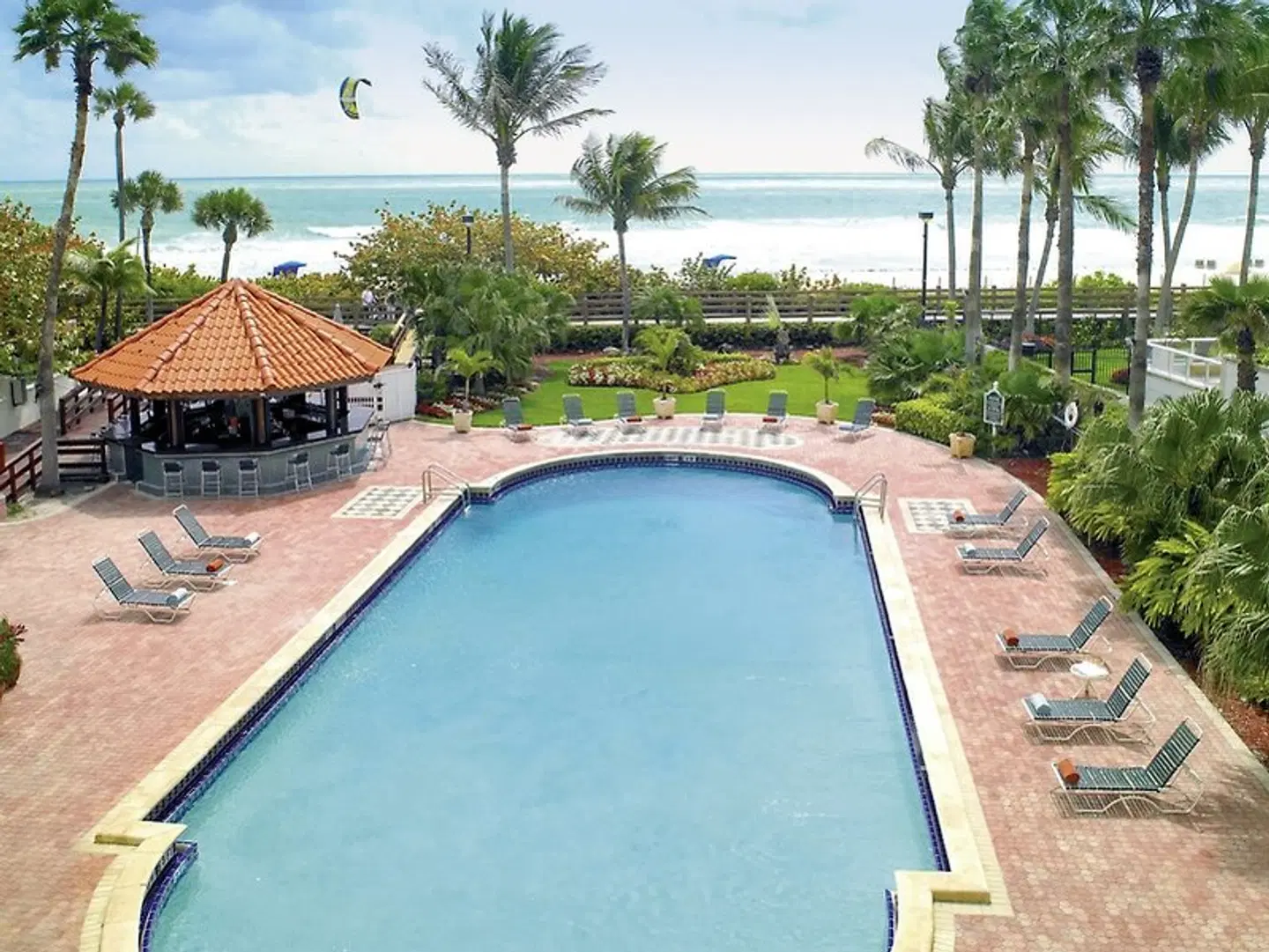 Lexington Hotel Miami Beach OUTDOOR_POOL