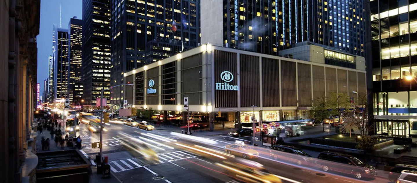 New York Hilton Midtown EXTERIOR