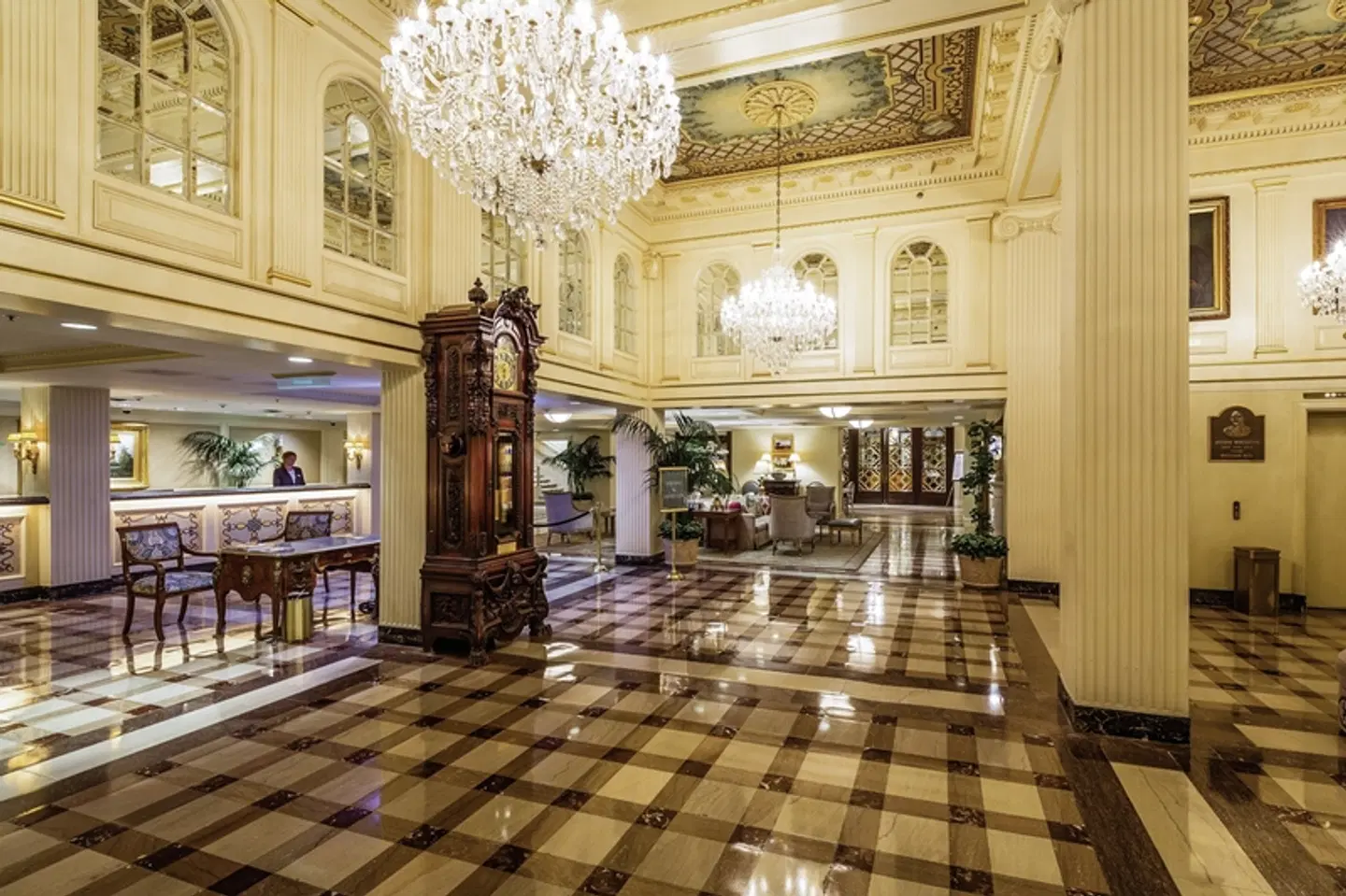 Hotel Monteleone LOUNGE_LOBBY