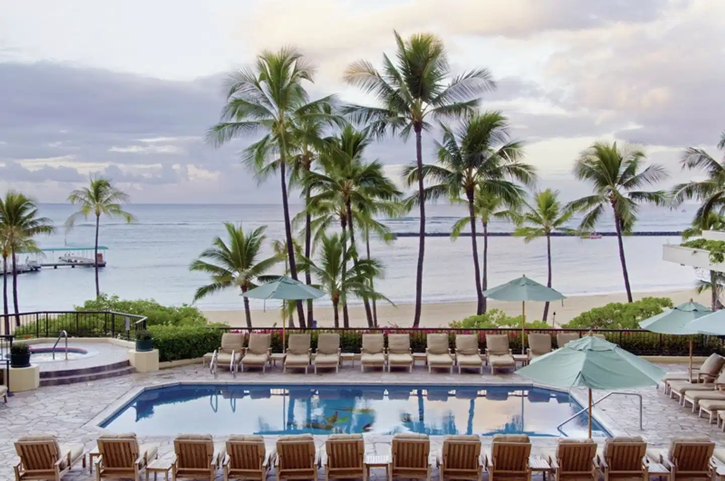 Hilton Hawaiian Village Waikiki Beach Resort Pool
