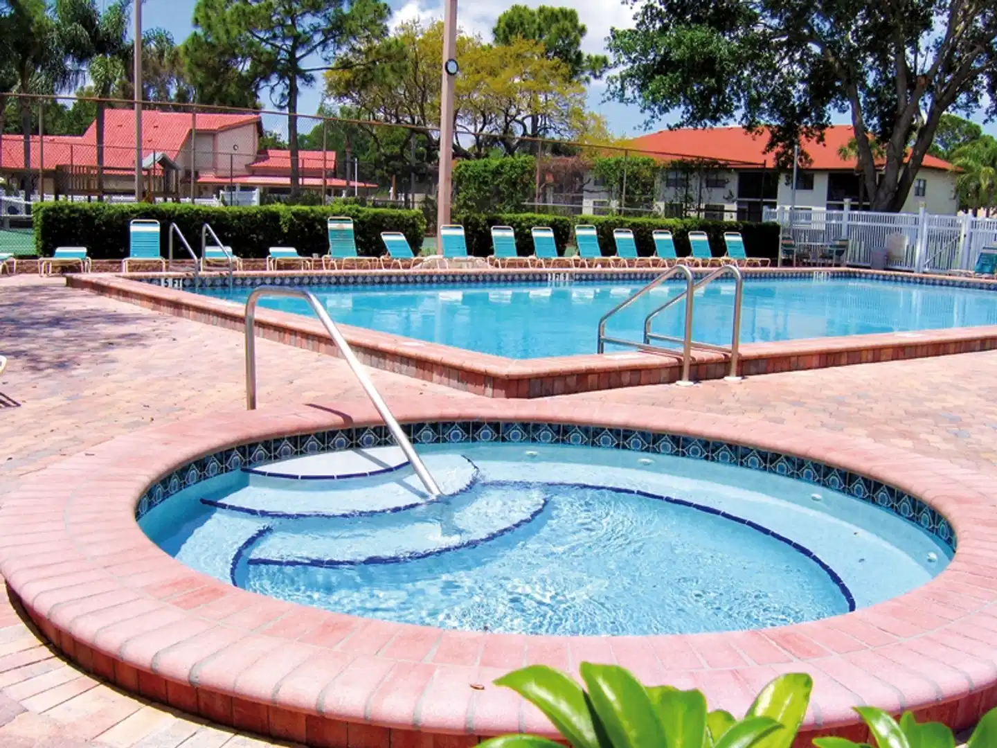 Shorewalk Vacation Villas Apartments Pool