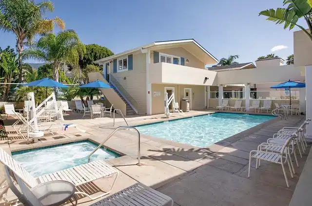 Sandpiper Lodge Pool