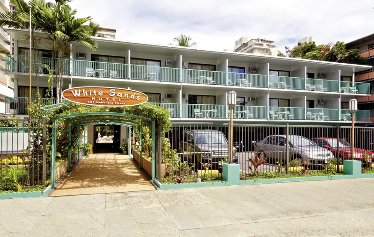 White Sands Hotel Aussenansicht