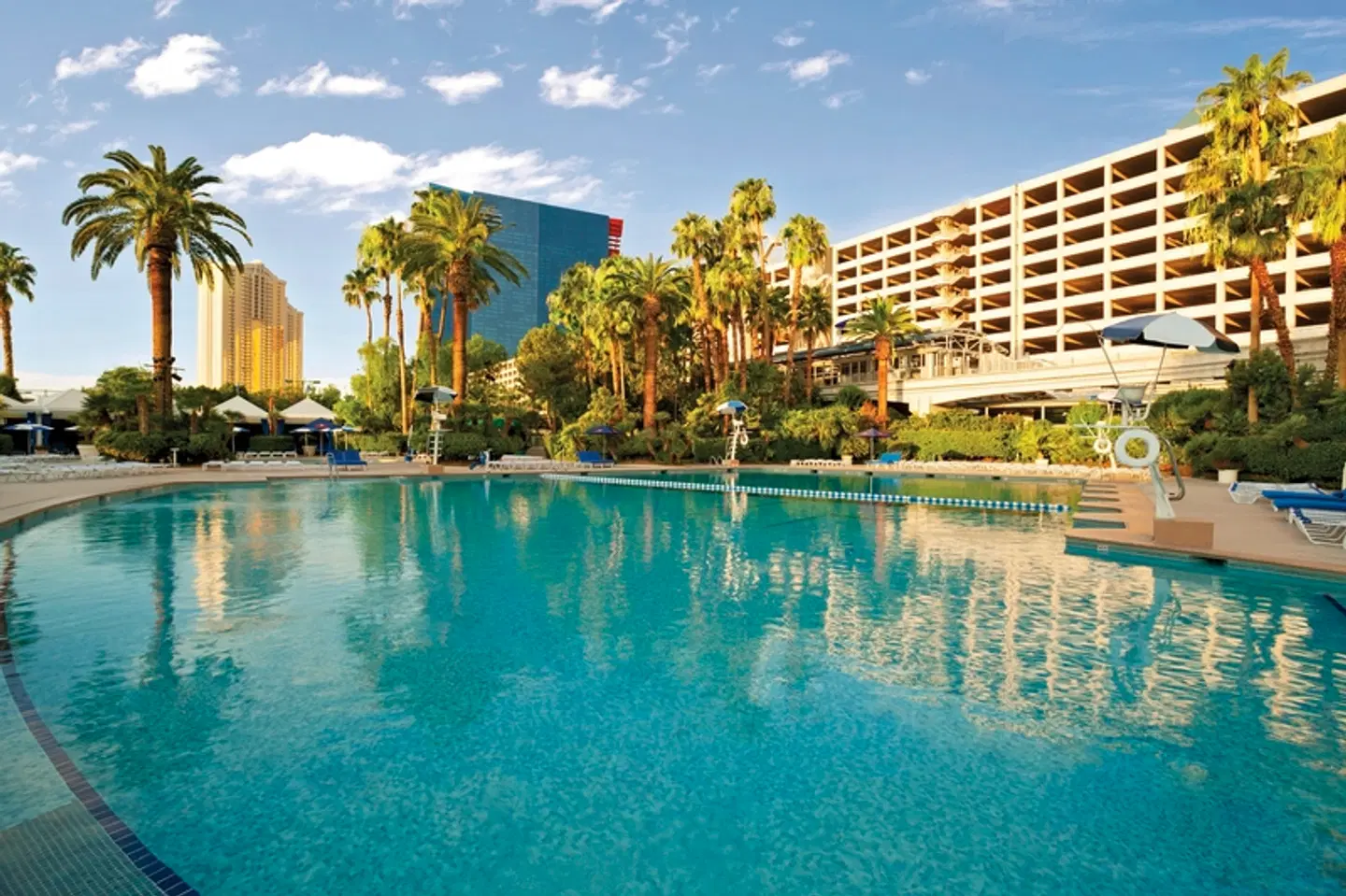 Horseshoe Las Vegas OUTDOOR_POOL