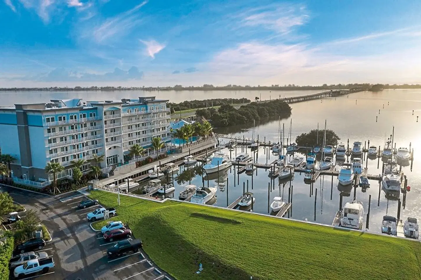 Compass Hotel by Margaritaville Anna Maria Sound EXTERIOR