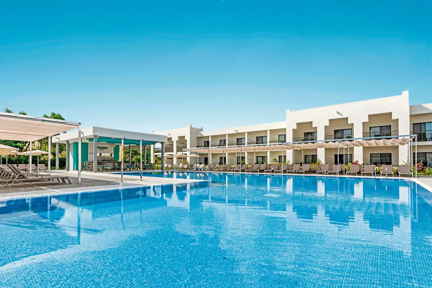 RIU Palace Zanzibar OUTDOOR_POOL