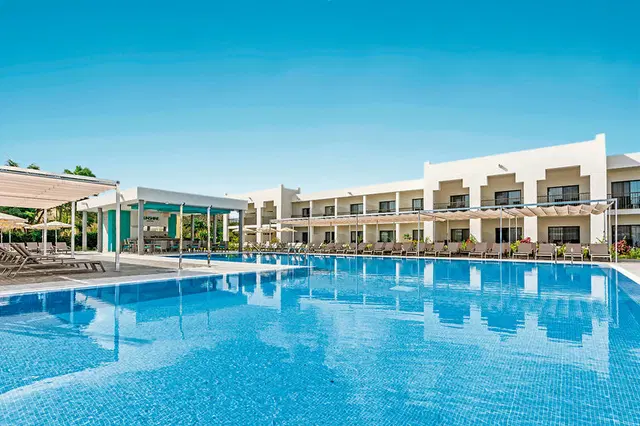 RIU Palace Zanzibar OUTDOOR_POOL