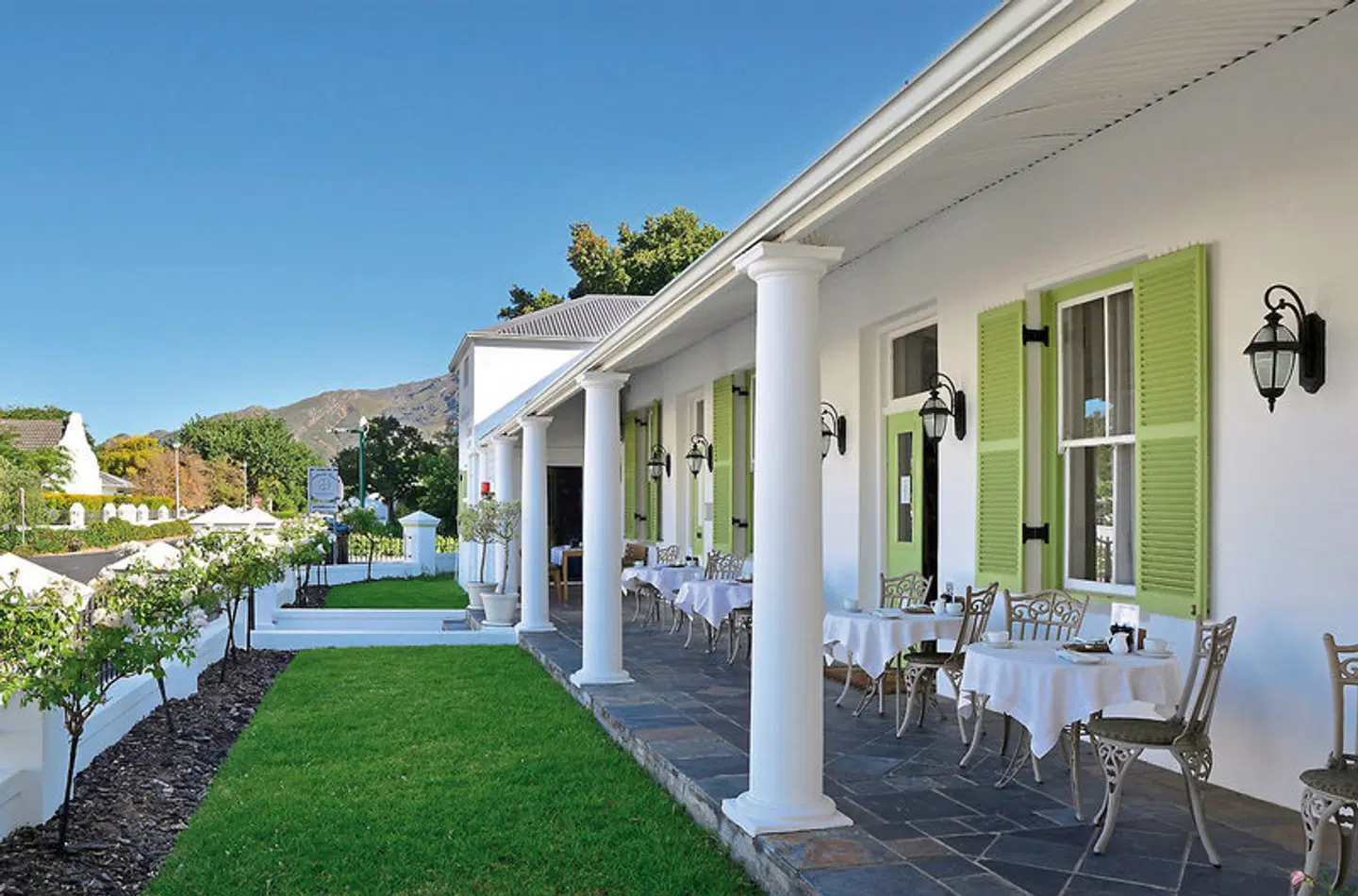 Ashbourne Boutique Guest House Terrasse