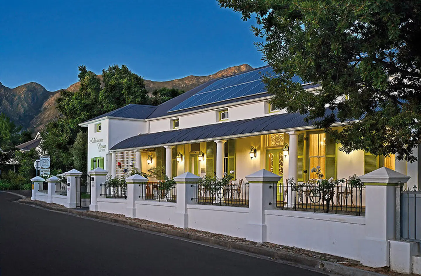 Ashbourne Boutique Guest House Bar