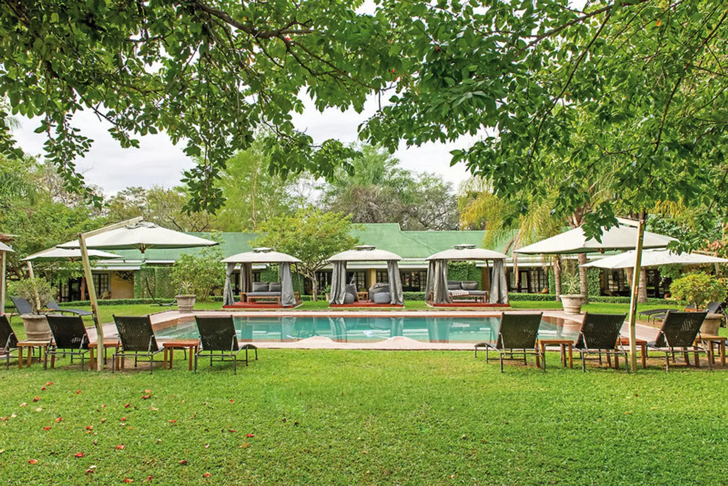 Perrys Bridge Hollow Boutique Garten