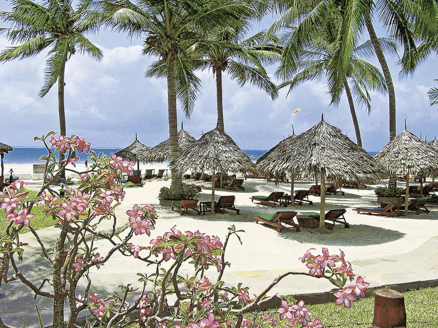 Pinewood Beach Resort & Spa Strand
