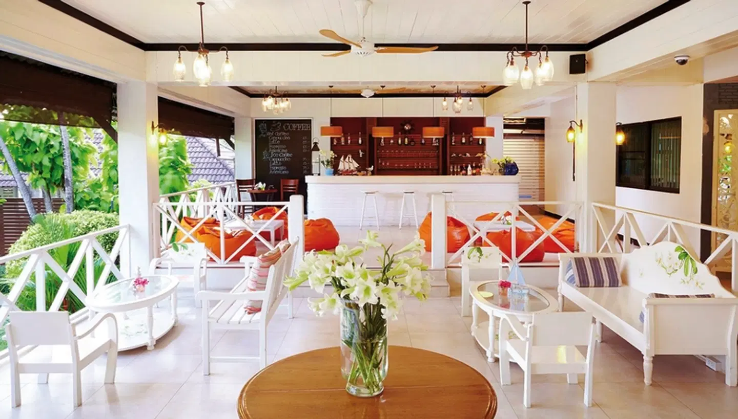 Bandara on Sea, Rayong Bar