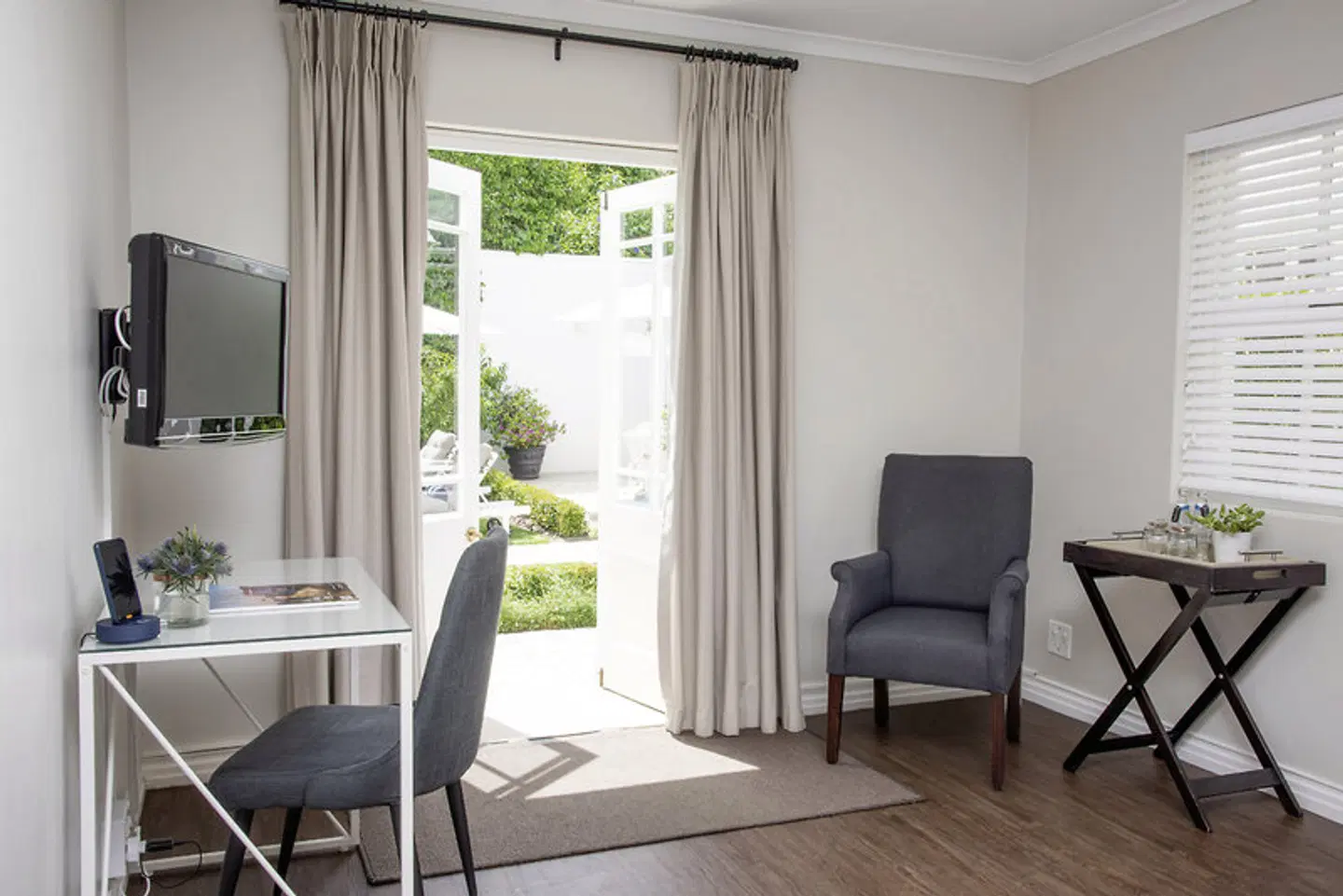 River Manor Boutique Hotel ROOM_EXAMPLE