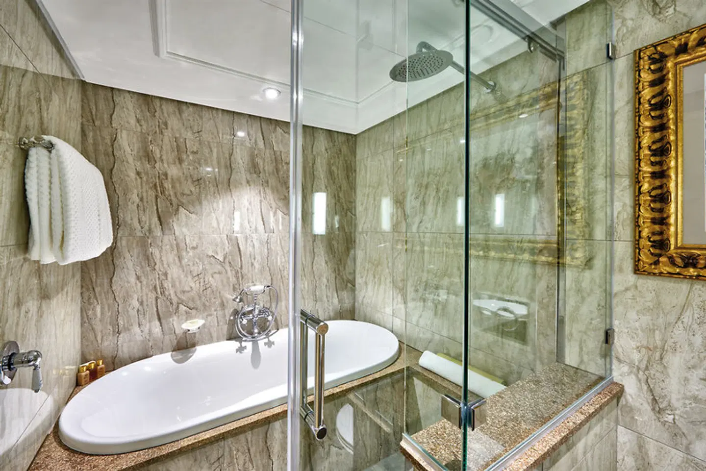 Peermont D'Oreale Grande Badezimmer