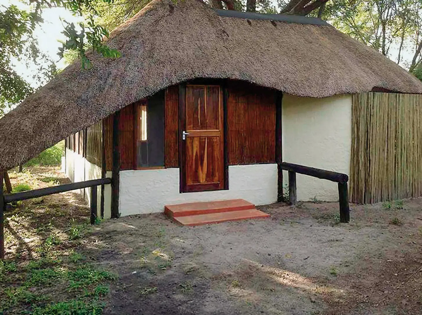 Lianshulu Bush Lodge EXTERIOR