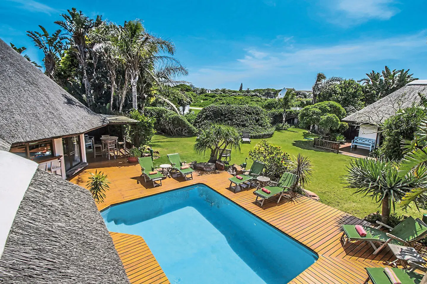 BonBini Guest House OUTDOOR_POOL